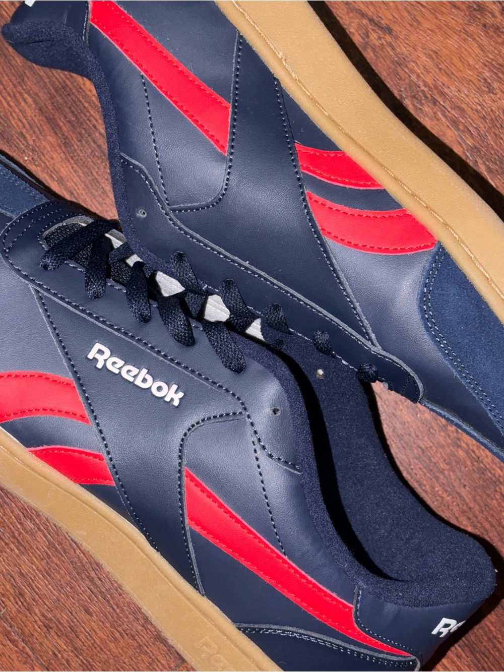 Reebok size 12 - Picture 2 of 12
